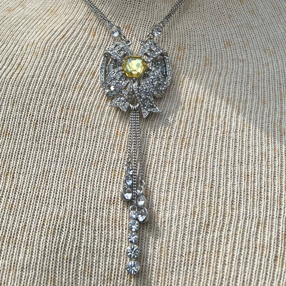 Betsey Johnson Yellow Gem Dangling Bow Necklace - Picture 2 of 7